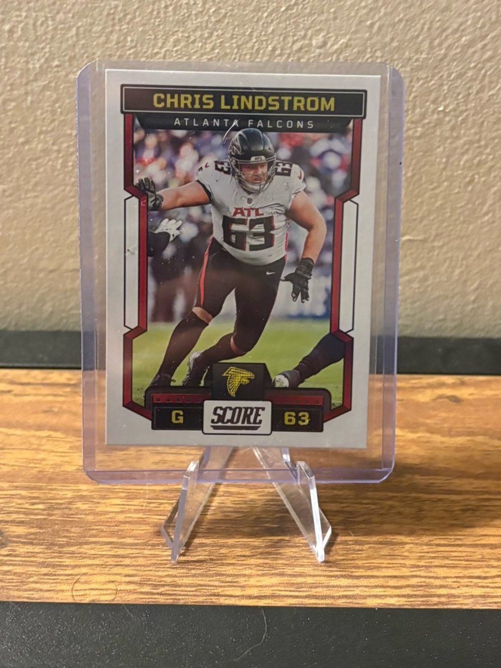 Score NFL Trading Card - White and Black - Chris Lindstrom